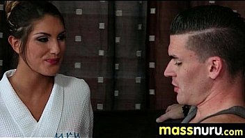 Happy ending massage 17