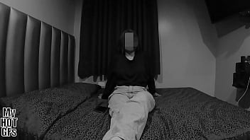 No me gusta masturbarme no siento lo mismo por eso vine para follar contigo