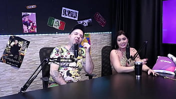 O maior fetiche dela é cuckold e sobre ser corno evelyn zain sheer red