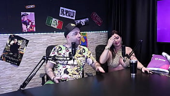 O maior fetiche dela é cuckold e sobre ser corno evelyn zain sheer red