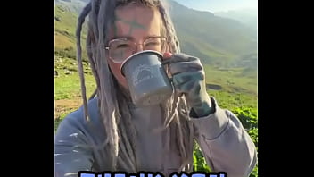 Coffee time up here on top of the mountains ️ ️where’s your favorite place to enjoy a coffee #mountainviews