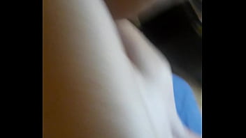 Latina culona folla gratis me pide que la grabe