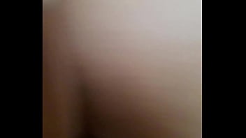 Latina culona folla gratis me pide que la grabe