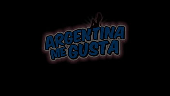 Perfect thigh gap skinny model wet jeans puffy cameltoe round butt