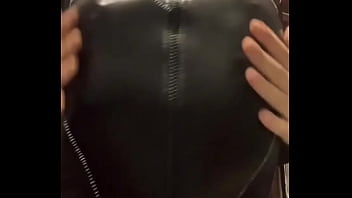 Vocês querem conteúdo com essa roupa