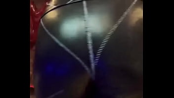 Vocês querem conteúdo com essa roupa