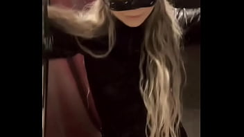 Vocês querem conteúdo com essa roupa