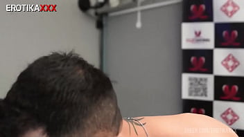 Sadira hotwife por trás das câmeras secretária safada erotikaxxx