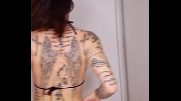 Hello coquin le début de semaine n'est pas trop dur tu veux enlever mes sous