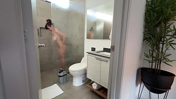 Stranger broke into my room what happened next shocked me