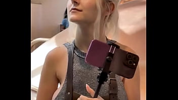 Had to #evaelfie #heineken #brewerytour #amsterdamvibes #instamodel #adultstar #glamourshoot #travelbabe #on