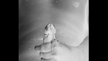 Pensaba en ella y decidí darme un pajazo en su nombre