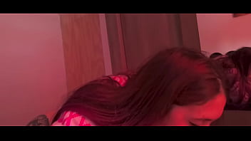 Eu pedi uma punheta mas a gulosa não resistiu