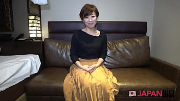 Petite short hair japanese milf gets creampied during interview