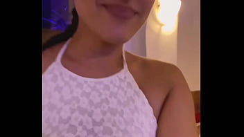 Latina brunette perra