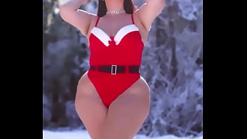 Muito rica essa safada no natal me faz lembrar a felicidade acompanhantesa2