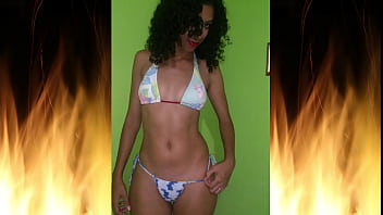 How jade goes to the beach and how she provokes men part 02