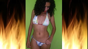 How jade goes to the beach and how she provokes men part 02