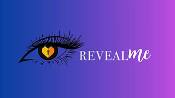 Revealme curvy queen’s dildo delight