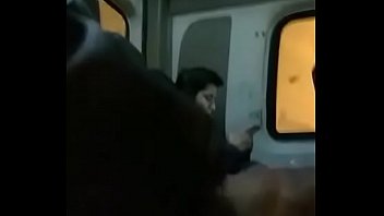 Exhibicionista En El Bús thumbnail