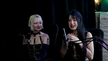 Gosta de hentai tem o mel da buceta se encontrou nessa profissão e já pensou em fazer atendimento nath wolowski & waifus juice watch sheer red