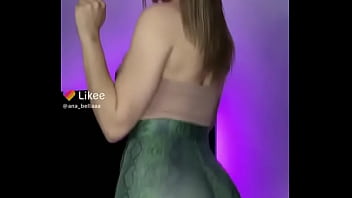 Ricas nalgas saltando en tu pene en primera persona Ricas nalgas saltando en tu pene en primera persona