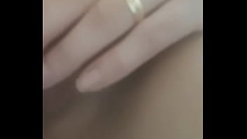 Deu a louca na esposa quer mostrar a bucetinha pros amigos