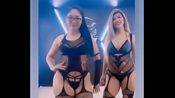 Anfitrionas y modelos