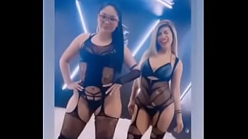 Anfitrionas y modelos