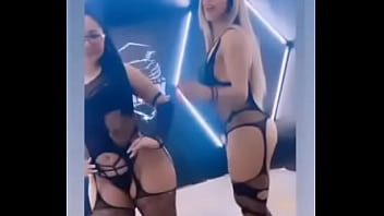 Anfitrionas y modelos