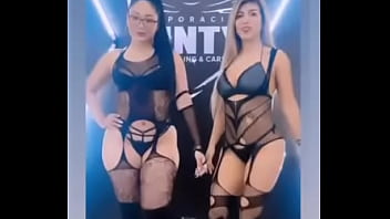 Anfitrionas y modelos