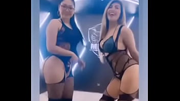 Anfitrionas y modelos