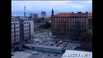 Dishy chick lada enjoys oral action