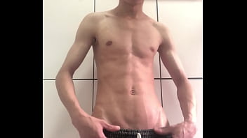 Novinho safado roludo