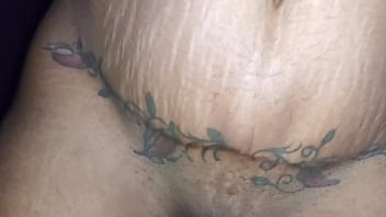 Adoro chupar um pau preto no gloryhole fiquei com tanto tesão que dei até o cu pra ele