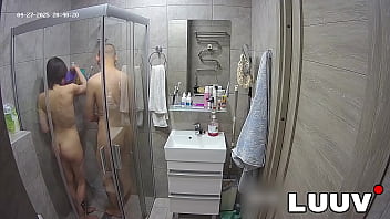 Luuv quick sex in the shower for young couple abbadon and kareflore