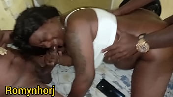 Vanesa rj levou os colegas do ex pra casa pra fazer uma resenha o corno chegou gravou tudo caiu na net Vanesa rj levou os colegas do ex pra casa pra fazer uma resenha o corno chegou gravou tudo caiu na net