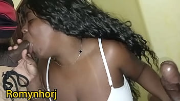 Vanesa rj levou os colegas do ex pra casa pra fazer uma resenha o corno chegou gravou tudo caiu na net