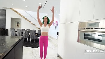 Boobs blowjobs bored girl freeused in the boardroom