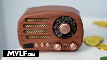 Lucky lustful leprechaun lady