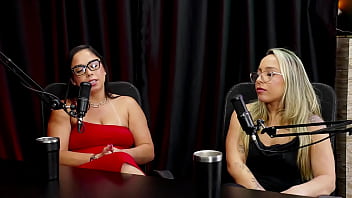 Trabalha na área da estética fizeram menage gosta de exibisionismo e casa de swing é acompanhante e é ousada aninha e renatinha watch sheer red