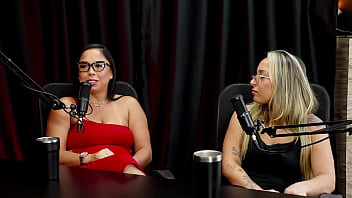 Trabalha na área da estética fizeram menage gosta de exibisionismo e casa de swing é acompanhante e é ousada aninha e renatinha watch sheer red