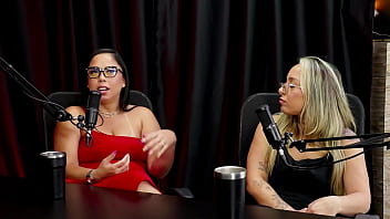 Trabalha na área da estética fizeram menage gosta de exibisionismo e casa de swing é acompanhante e é ousada aninha e renatinha watch sheer red