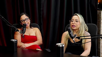 Trabalha na área da estética fizeram menage gosta de exibisionismo e casa de swing é acompanhante e é ousada aninha e renatinha watch sheer red