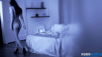 Good vibrations she treats her pussy with a toy