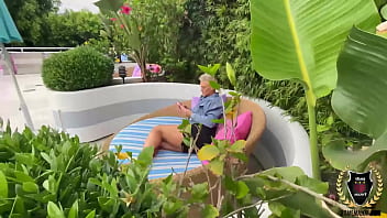 Rome major cums really hard on short haired whore kaden kole's mouth