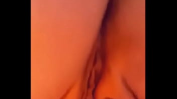 Wet and tight pussy for u