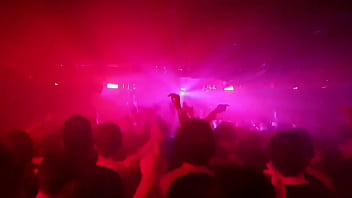 Pornovatas morbosa morena española muy tetona deisi hot en su debut porno real con nuestro amigo victor bloom