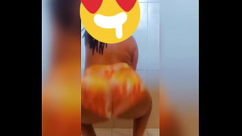 Shaking it for all the horny gentlemen out there