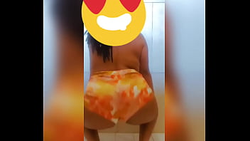 Shaking it for all the horny gentlemen out there Shaking it for all the horny gentlemen out there